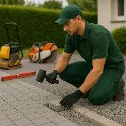 Blatt & Blüte Dienstleistung - 14b95548-37bd-429c-b9c9-b423d3195aca.png