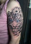 Bloody Dogs Tattoo & Piercing Inh. Robert Pongrácz - GALLERY