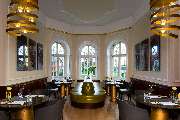 Blüchers Restaurant - Das moderne und zeitgemäß eingerichtete Restaurant bietet Kulinarik von höchster Qualität, bevorzugt aus regionalem, eigenem Anbau. Die Gerichte vereinen traditionelle Rezepte mit der Raffinesse der gehobenen Küche in überraschenden 