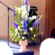 Blumen & Dekoration | Rita Roth | München - Gesteck am Rednerpult Blumenladen | Rita Roth  | München