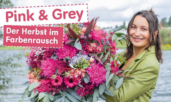 Blumen Risse Blumenladen Gevelsberg - Frau haelt g …