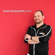 BODY STREET | Bad Homburg Europakreisel | EMS Training - EMS Trainer Richard Voß - BODY STREET Personal Trainer | Studiomanager Trainee