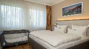 Boutique Hotel Rosengarten Hamburg - Doppelzimmer 8 zur Straße mit Babybett - Boutique Hotel Rosengarten Hamburg