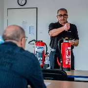 Brandschutzhelfer Ausbildung mit Berufsfeuerwehrmännern - GALLERY
