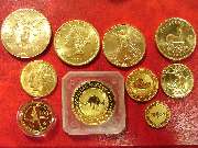 Briefmarken Finger - Goldmünzen