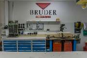Bruder Werbung - GALLERY