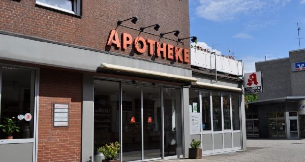 Brunnen-Apotheke - Aussenansicht der Brunnen-Apoth …