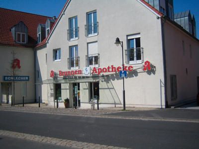 Brunnen-Apotheke - Aussenansicht der Brunnen-Apoth …