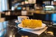 Cafe im Hugendubel - GALLERY