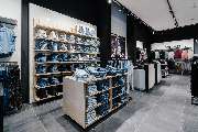 Calvin Klein Outlet - GALLERY