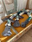 Canenya - Raumdesign für Kinder - Canenya - Raumdesign für Kinder Handgemachte Bettschlange in Drachenform, dekorativ und kuschelig. Ideal zum Spielen, Entspannen oder als stilvolles Wohntextil im Kinderzimmer. Mit viel Liebe gefertigt und ein echter Blic