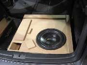 Car-HiFi Shop Lingen - Individuelle Kofferraumausbauten, wie z.B. doppelter Boden, so können Sie Ihren Kofferraum weiterhin voll nutzen.