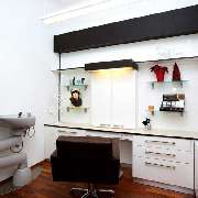 Cettina Philipp Haarmoden u. Perücken - GALLERY