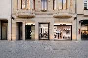 CHANEL - GALLERY