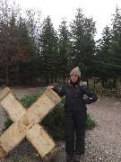 Christbaumverkauf Starnberg by J. Zwick - Christbaumständer in allen Größen. Ein Kreuz mit den zu kleinen Christbaumständern :)