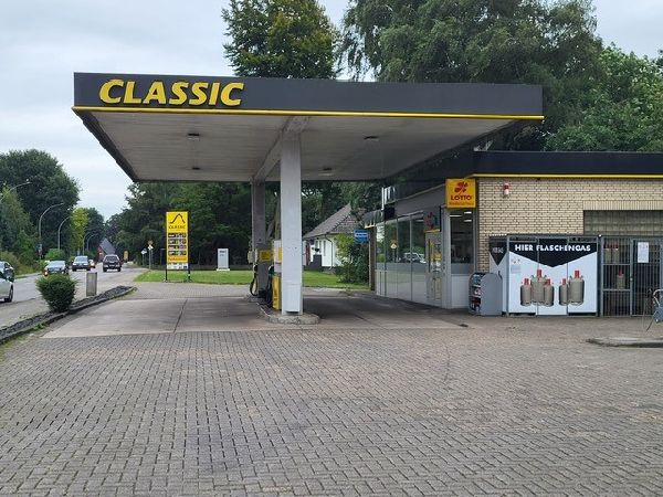 CLASSIC Tankstelle - CLASSIC Tankstelle Wetschen
