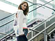 comma-Closed - GALLERY