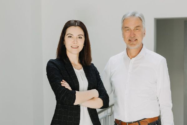 Commenta Treuhand Steuerberatungsgesellschaft mbH  …