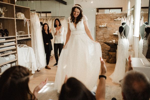Creativ Schmiede - Brautmoden & Brautkleider - GAL …
