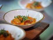 Das Blümchen | Restaurant Friedrichshafen - Tapasgericht mit Wurzelgemüse und Kräutern im Restaurant Das Blümchen Friedrichshafen.