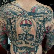 DAS BUNTE WUNDER Tattoostudio - Screenshot 2025-03-10 201847.png