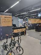 DECATHLON Berlin Alexanderplatz Fahrradgeschäft - GALLERY