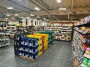 Denns BioMarkt - Getränkeabteilung im Denns BioMarkt Ingelheim