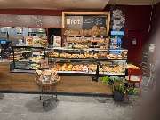 Denns BioMarkt Ingelheim am Rhein - Backtheke im Denns BioMarkt Ingelheim