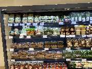 Denns BioMarkt München - Entdecken Sie unsere Bio-Spezialitäten im Kühlregal