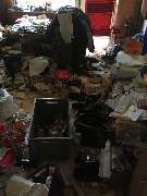 Der Transporter Wohnungs Haus  und Kellerräumung - 7