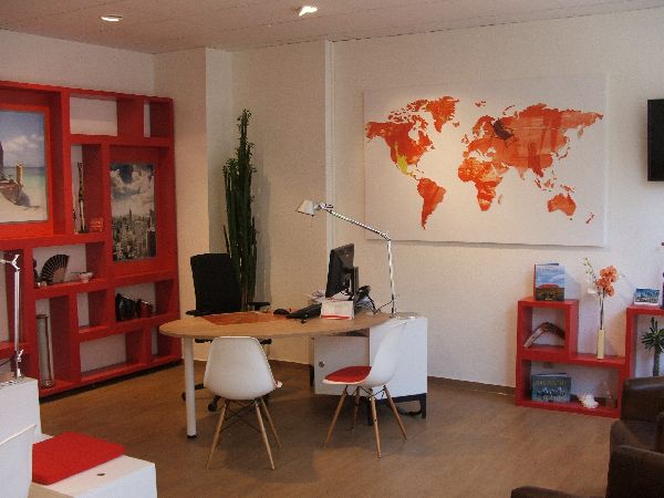 DERTOUR Reisebüro - GALLERY