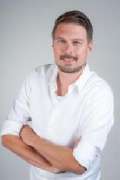 DEVK Versicherungen: Constantin Langer - GALLERY