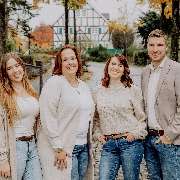 DEVK Versicherungen: Michaela Tratz - Team der DEVK Versicherungsagentur Michaela Tratz in Wiehl