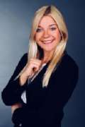 DEVK Versicherungen: Michaela Wolkersdorfer - GALLERY