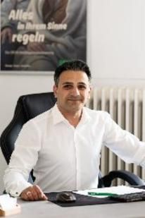 DEVK Versicherungen: Pedram Rahmati - GALLERY