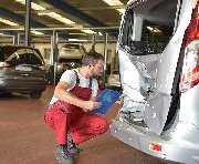 Die Karosserie- und Lackexperten Rotärmel Aachen - Die Karosserie- und Lackexperten Rotärmel