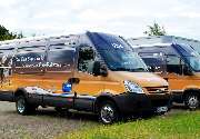 DIE2 Werbung+Marketing GmbH - Fahrzeugwerbung: Vollverklebung einer Transporter Flotte. Produziert von DIE2 Werbung+Marketing aus Quickborn, in Schleswig-Holstein.