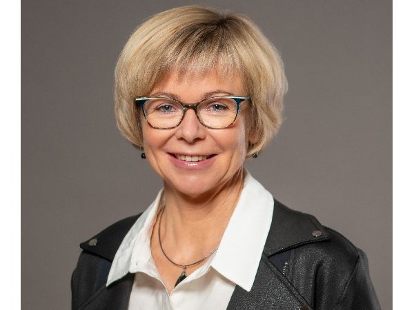 Dr. Silke Dreger - GALLERY