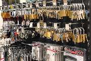 Dröschler Sicherheitstechnik - Schlüsseldienst Jena - Alarm- und Videoüberwachungssysteme - Einbruchschutz - Brandschutz - Schuhmacher - erlaubnisfreie Waffen - Feuerwerkshandel - schloesser.jpg
