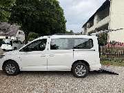 DT FAHRSERVICE & FLUGHAFENTRANSFER - Rollstuhlfahrzeug Seite.jpeg