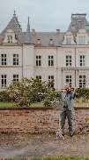 dunkelgoldmusik | Hochzeits- und Veranstaltungsmusik - dunkelgoldmusik | Hochzeits- und Veranstaltungsmusik Musiker mit Viola begleitet eine Hochzeit im Schlossgarten mit klassischer Live Musik. Foto von Moritz Valentin Böhm.