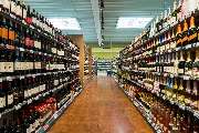 E-Center Hartmann in Stemwede/Levern - etränke
Unsere 450 qm große Getränkeabteilung ist so Premium wie unser Bier. Barre-Bräu und würziges Herforder sind feinherbe Heimatliebe in flüssiger Form.

Vielleicht die schönste Art, die Sonne zu genießen: unsere
