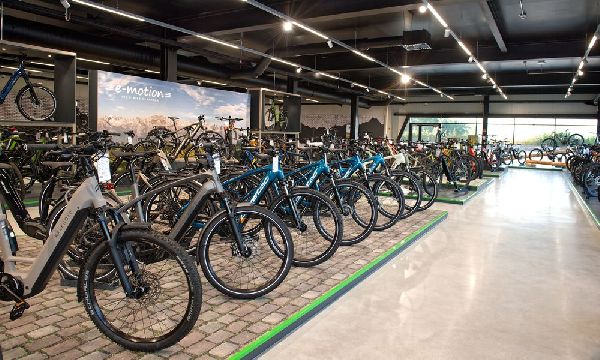 e-motion e-Bike Welt, Dreirad- & Lastenfahrrad-Zen …