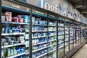 Edeka Bleise in Hamburg - MOLKEREIPRODUKTE
Für jede Gelegenheit ein leckeres Produkt aus der Milch. In unseren Kühltheken finden Sie Joghurt, Pudding, Desserts, Milch-Drinks, Käse, Kefir, Trinksauermilch, Quark und Schmalz. Daneben ist eine große Auswahl 
