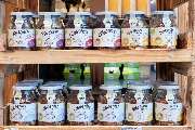 Edeka Heinzinger - Bioprodukte
Sowohl für uns als auch für unsere Kunden ist unsere große Auswahl an Bioprodukten von besonderer Bedeutung.

Von frischem Obst und Gemüse bis hin zu Molkereiprodukten bieten wir Ihnen alles aus einer Hand.