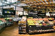 Edeka Horst in Grünberg - Obst und Gemüse
Unser Obst und Gemüse wird täglich erntefrisch von EDEKA sowie von unseren regionalen Partnern aus der Umgebung angeliefert. Dabei liegt uns viel an der saisonalen Auswahl, bei der wir versuchen, auf die Erzeugnis