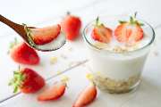 Edeka Kempf in Niederweimar - MOLKEREIPRODUKTE, BIO & VEGAN
​

Besser für einen Lebensstil mit Verantwortung und Geschmack, besser für die Umwelt: Vegetarische und vegane Produkte wie unser veganer Joghurt bringen gesunde Abwechslung auf den Tisch.

On to