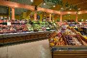 Edeka Müller in Trendelburg - Obst & Gemüse
Frische, exzellente Qualität und eine Extraportion Vitamine – die knackigen und farbenfrohen Gute-Laune-Snacks werden uns täglich frisch vom EDEKA-Fruchtkontor geliefert. Dazu gehören auch saisonale Produkte wie