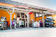 Eidner & Stangl GmbH & Co. KG - Campingausrüstung, Campingzubehör, Campingmobiliar oder Campinginventar: 
Entspannter Campingurlaub beginnt mit der Ausrüstung. Egal ob im Zelt, im Reisemobil oder mit dem Wohnwagen – von der Basisausstattung, wie Zelte, Sc