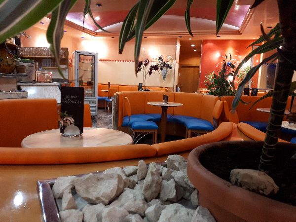 Eiscafe Venezia Roding - GALLERY